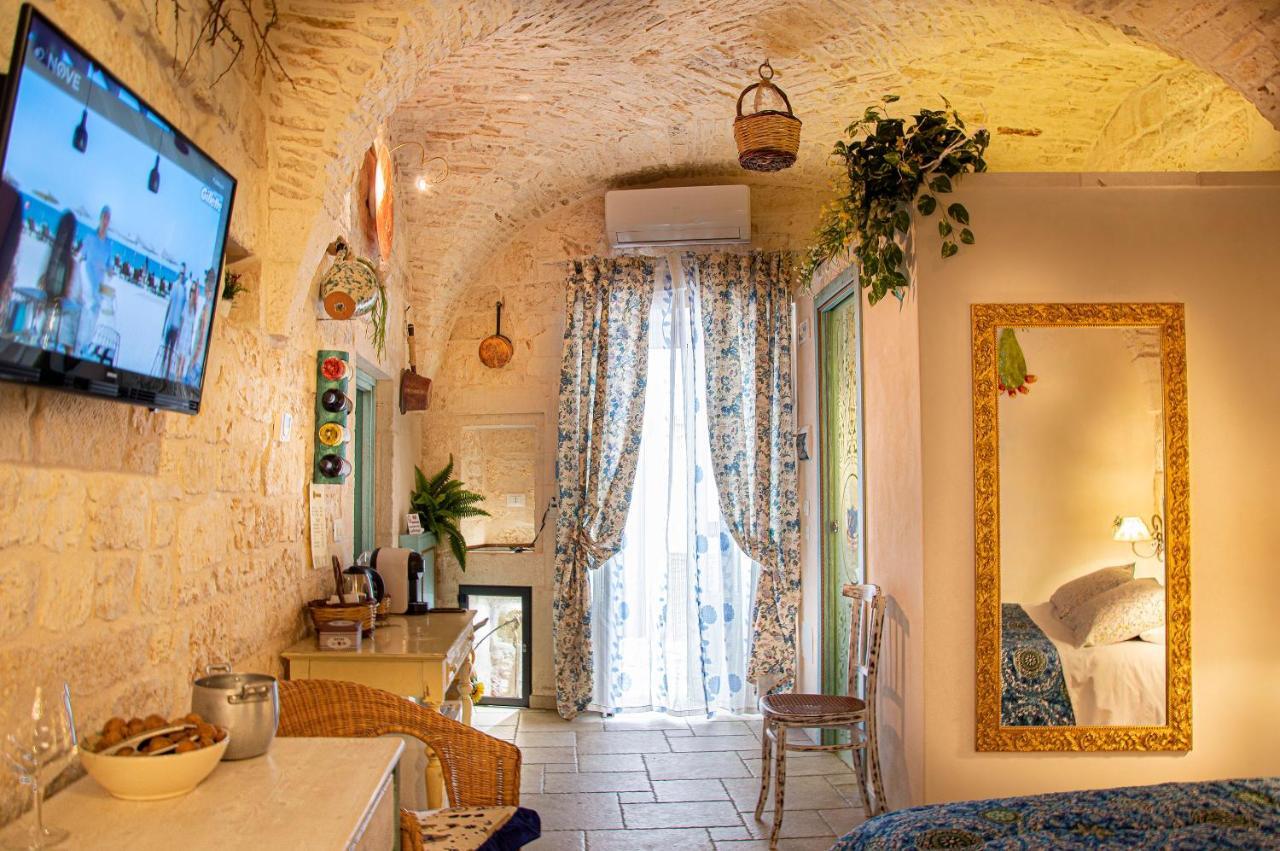 マルティナ・フランカ Relais Santa Maria Bed & Breakfast エクステリア 写真
