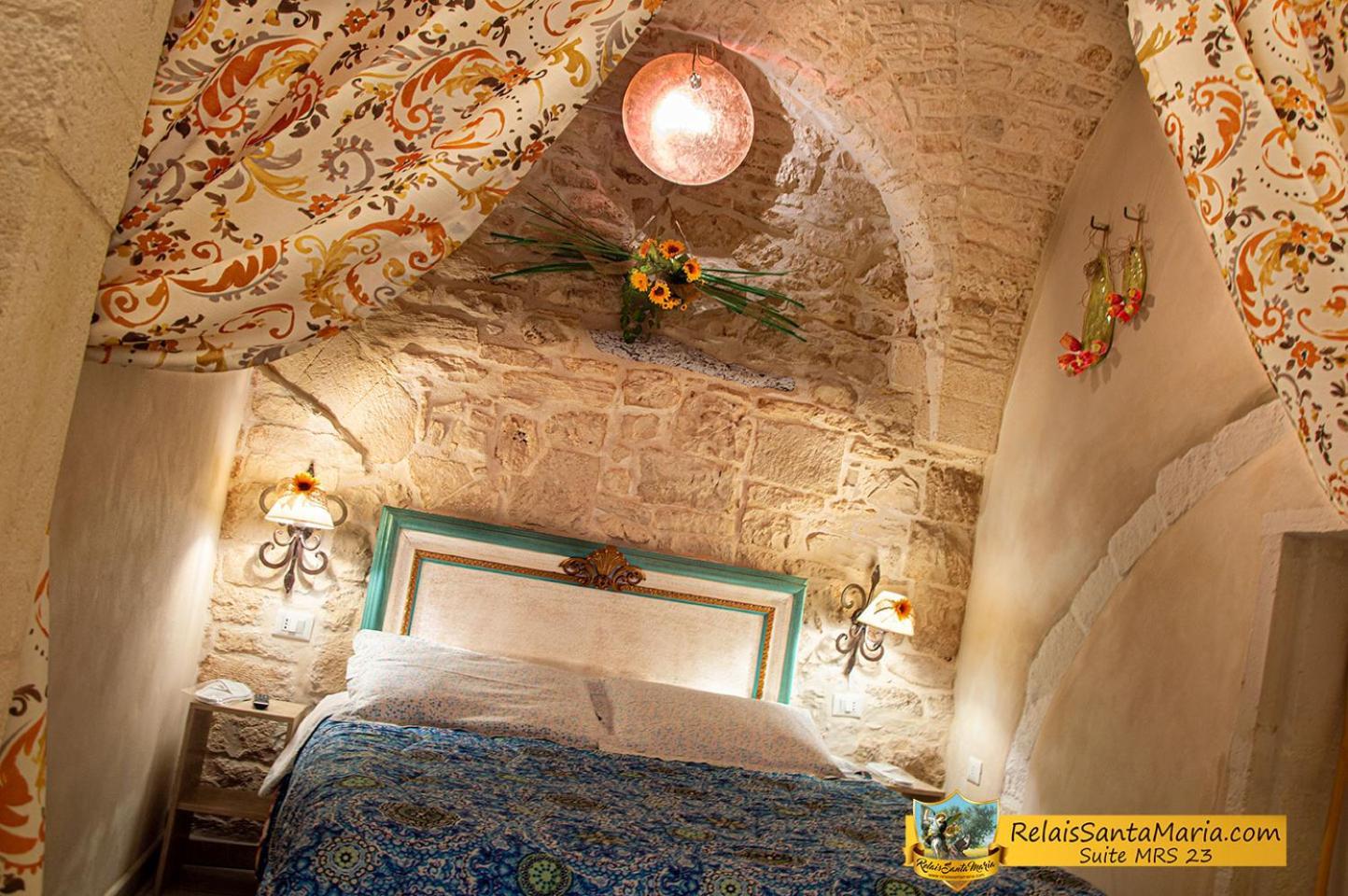 マルティナ・フランカ Relais Santa Maria Bed & Breakfast エクステリア 写真